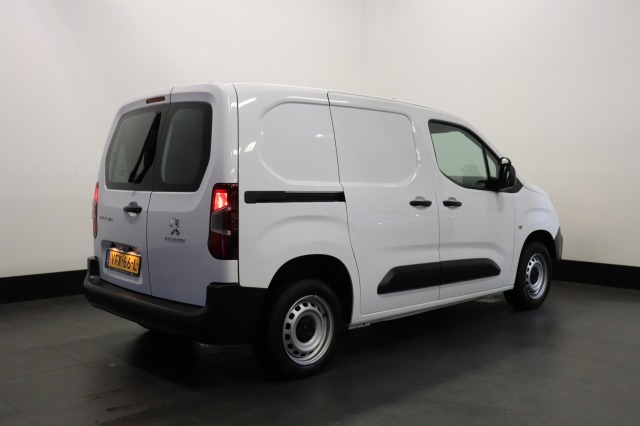 Peugeot Partner 1.5 BlueHDI EURO 6 - Airco - Cruise - PDC - € 10.950,- Excl.