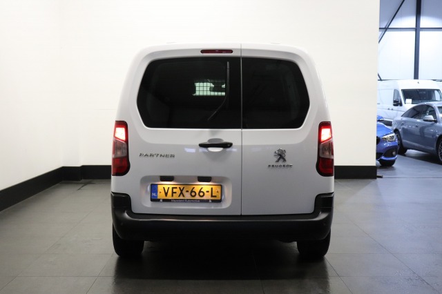 Peugeot Partner 1.5 BlueHDI EURO 6 - Airco - Cruise - PDC - € 10.950,- Excl.