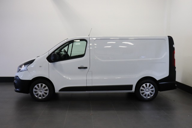 Renault Trafic 1.6 dCi 120PK EURO 6 - Airco - Cruise - PDC - € 9.950,- Excl.