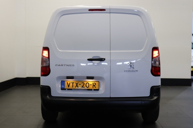 Peugeot Partner 1.5 BlueHDI 100PK EURO 6 - Airco - Navi - Cruise - € 8.950,- Excl.