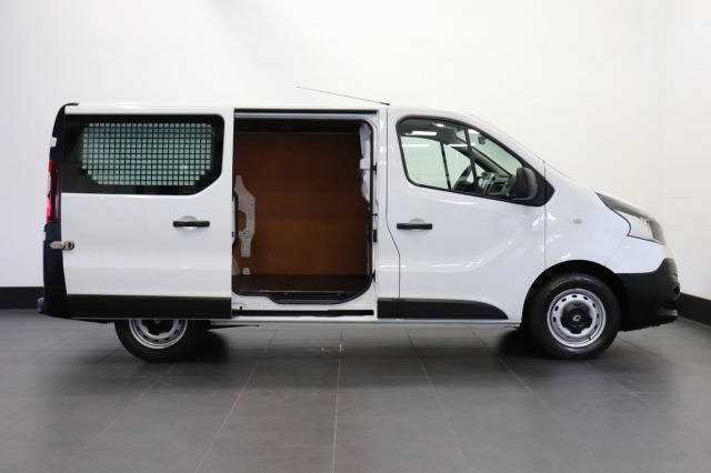 Renault Trafic 1.6 dCi EURO 6 - Airco - Navi - Cruise - € 8.950,- Excl.