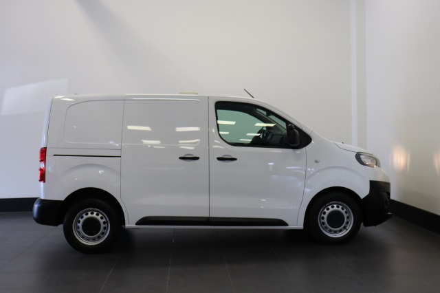 Peugeot Expert 2.0 BlueHDI 122PK EURO 6 - Airco - Cruise - PDC - € 9.950,- Excl.