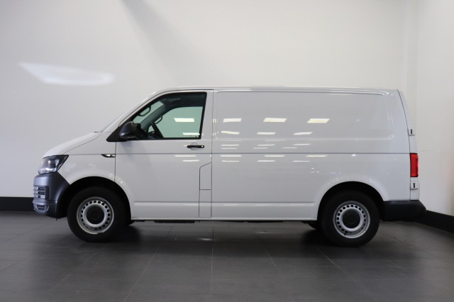 Volkswagen Transporter 2.0 TDI 150PK AUTOMAAT EURO 6 - Airco - Navi - Cruise - € 14.499,- Ex.