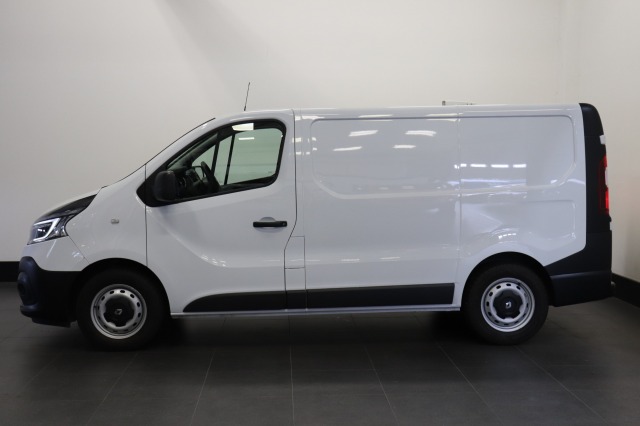 Renault Trafic 1.6 dCi EURO 6 - Airco - Cruise - PDC - Trekhaak - € 11.950,- Excl.