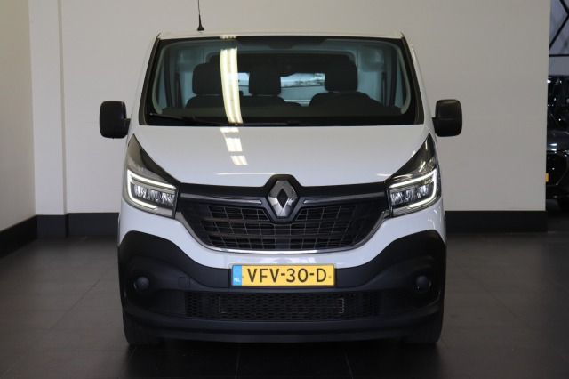 Renault Trafic 1.6 dCi EURO 6 - Airco - Cruise - PDC - Trekhaak - € 11.950,- Excl.