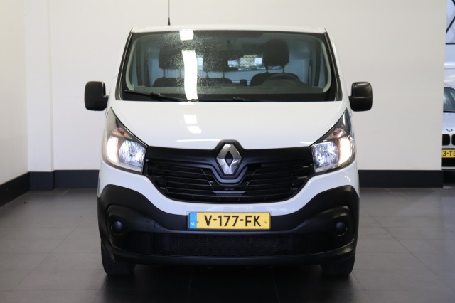 Renault Trafic 1.6 dCi EURO 6 - Airco - Cruise - PDC - € 7.950,- Excl.