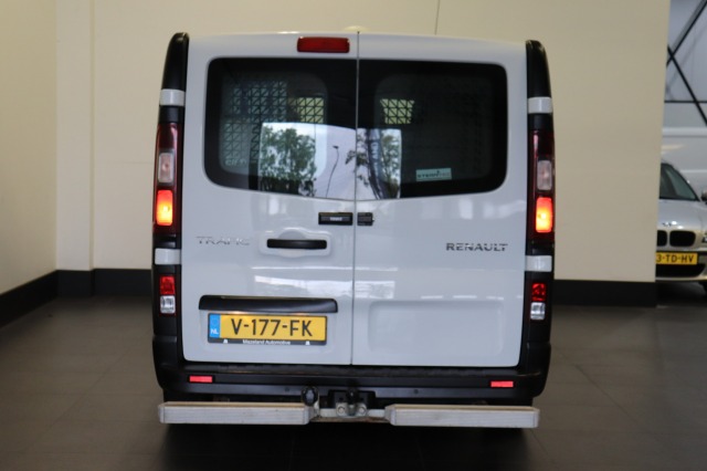 Renault Trafic 1.6 dCi EURO 6 - Airco - Cruise - PDC - € 7.950,- Excl.