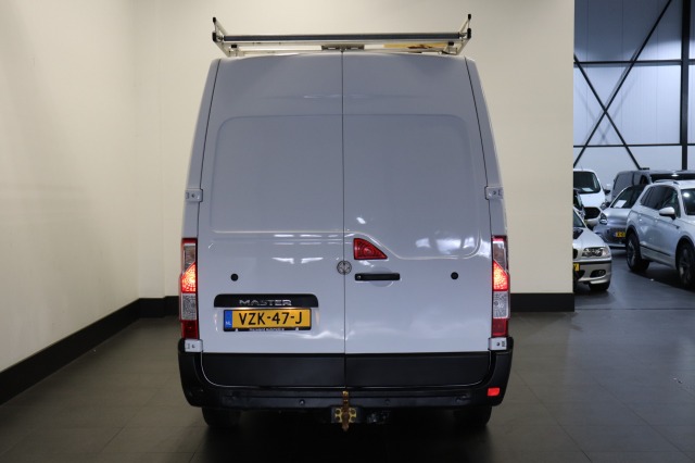 Renault Master 2.3 dCi 130PK L2H2 EURO 6 - Airco - Navi - Cruise - € 13.900,- Excl.