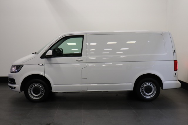 Volkswagen Transporter 2.0 TDI 150PK DSG Automaat - EURO 6 - Airco - Navi - Cruise - € 15.950,- Excl.