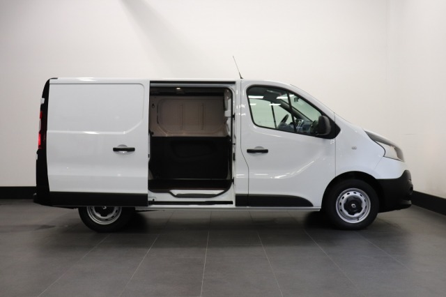 Renault Trafic 1.6 dCi EURO 6 - Airco - Navi - Cruise - € 9.900,- Excl.