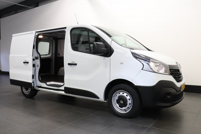 Renault Trafic 1.6 dCi EURO 6 - Airco - Navi - Cruise - € 9.900,- Excl.