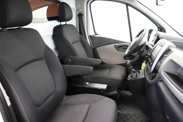 Renault Trafic 1.6 dCi - EURO 6 - Airco - Navi - Cruise - € 8.900,- Excl.