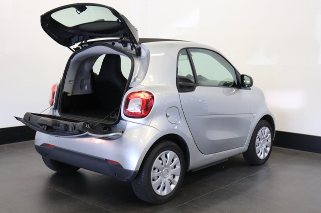 Smart EQ fortwo Comfort 60KW | A/C Climate | Cruise | Stoel verw. | € 9.950,- Incl. BTW