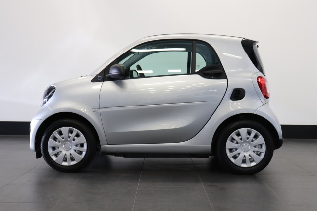 Smart Fortwo EQ Comfort 60KW | A/C Climate | Cruise | Stoel verw. | € 11.950,- Incl. BTW