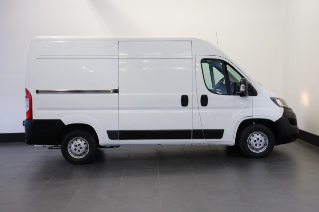 Peugeot Boxer 2.0 BlueHDI 130PK L2H2 EURO 6 - Airco - Navi - Cruise - € 14.950,- Excl.