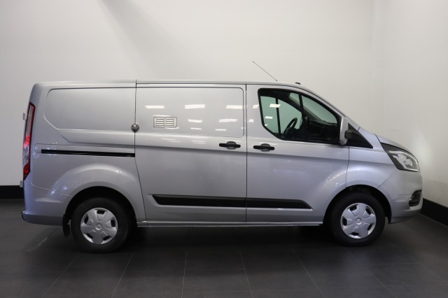 Ford Transit Custom 2.0 TDCI - EURO 6 - Airco - Navi - Cruise - € 13.950,- Excl.