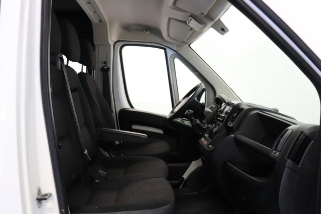 Peugeot Boxer 2.2 BlueHDi 140PK L2H2 EURO 6 Dubbele Cabine - Airco - Navi - Cruise - € 17.950,- Excl.