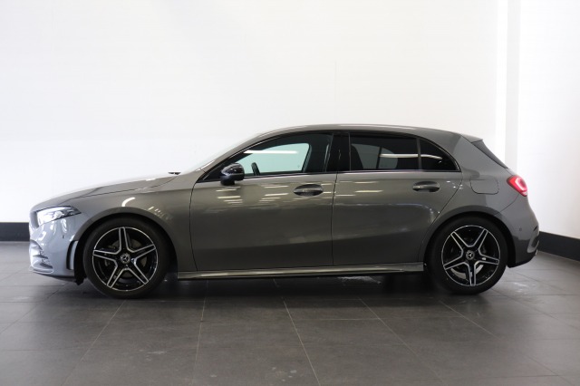 Mercedes-Benz A-Klasse 180 Business Solution AMG Night Upgrade | CAMERA | NAVI | CRUISE | €20.950,- Incl. BTW