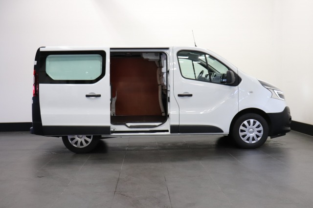 Renault Trafic 1.6 dCi EURO 6 - Airco - Navi - Camera - € 13.950,-  Excl.