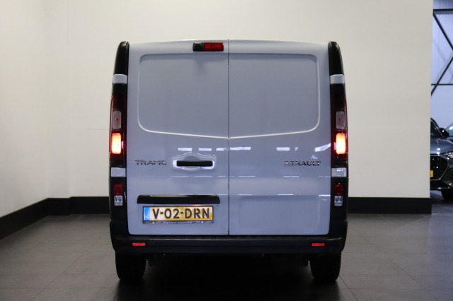 Renault Trafic 1.6 dCi EURO 6 - Airco - Navi - Camera - € 13.950,-  Excl.