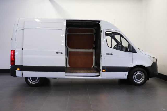 Mercedes-Benz Sprinter 314 2.2 CDI Automaat 2x Schuifdeur L2H2 - EURO 6 - Airco - PDC - Camera - € 21.900 ,- Excl.