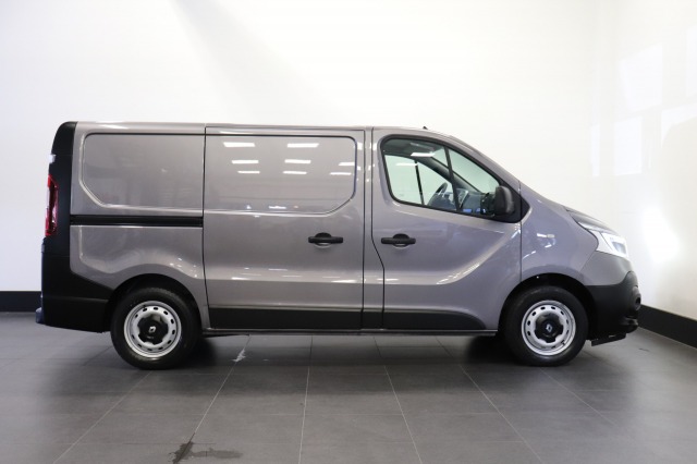 Renault Trafic 1.6 dCi EURO 6 - Airco - Navi - Cruise - Trekhaak - € 13.900,- Excl.