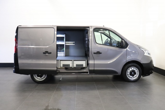 Renault Trafic 1.6 dCi EURO 6 - Airco - Navi - Cruise - Trekhaak - € 13.900,- Excl.