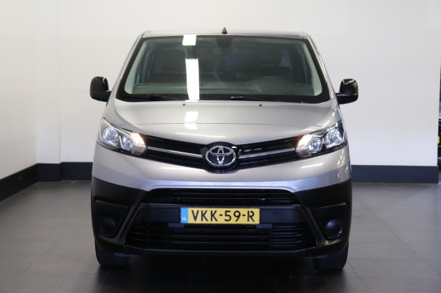 Toyota ProAce 2.0 D-4D Worker - EURO 6 - Airco - Navi - Cruise - € 17.900,- Excl.