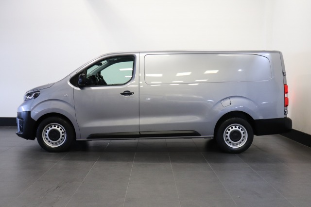 Toyota ProAce 2.0 D-4D Worker - EURO 6 - Airco - Navi - Cruise - € 17.900,- Excl.