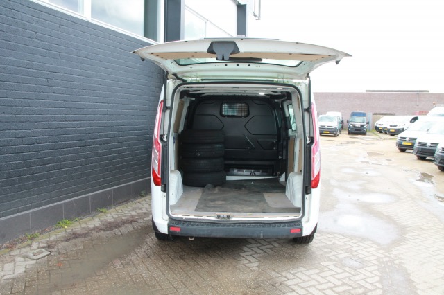 Ford Transit Custom 2.0 TDCI 130PK Automaat EURO 6 - Airco - Navi - Cruise - Camera - € 16.950,- Excl.