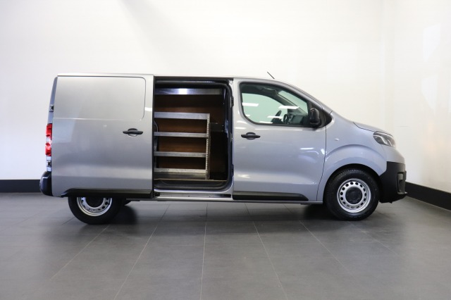 Toyota ProAce 2.0 D-4D 120PK Automaat EURO 6 - Airco - Cruise - PDC -  € 17.900,- Excl.