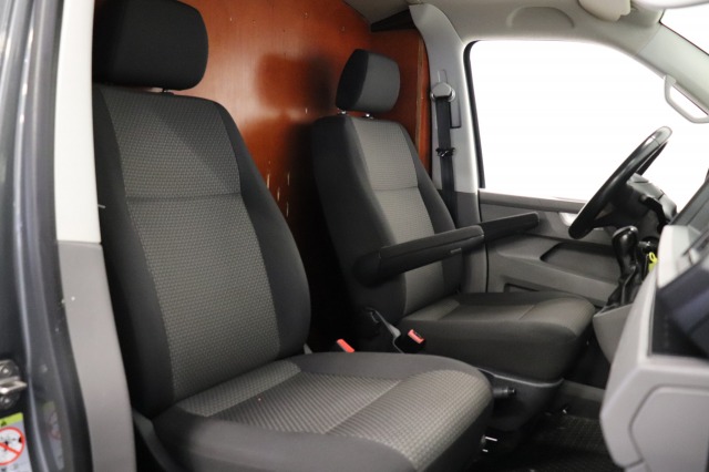 Volkswagen Transporter 2.0 TDI 200PK Automaat L2 EURO 6 - 2x Schuifdeur - Airco - Navi - Cruise - € 24.900,- Excl.