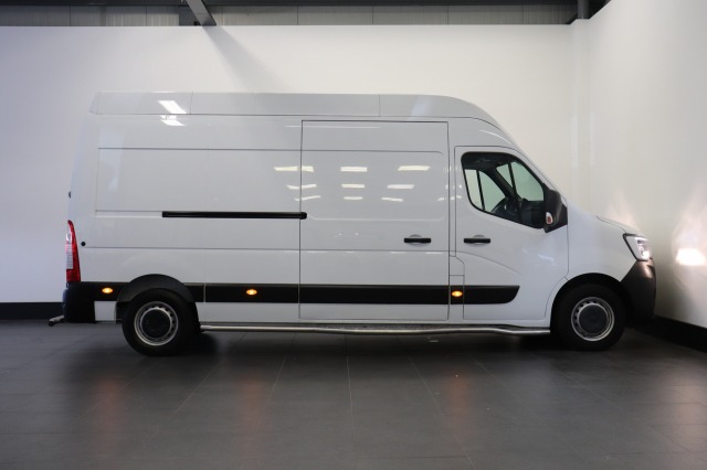 Renault Master 2.3 dCi 135PK L3H3 EURO 6 - Airco - Navi - Cruise - € 19.900,- Excl.