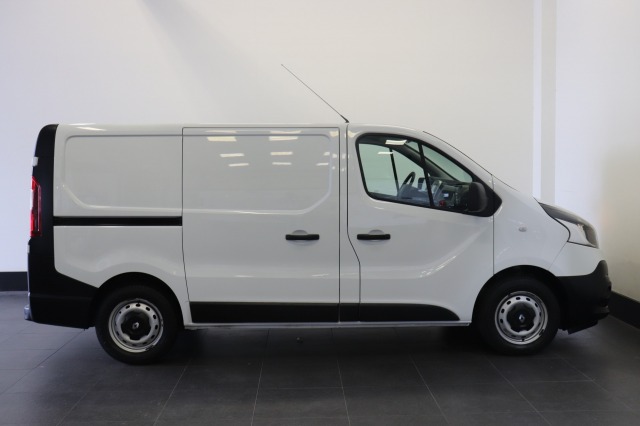 Renault Trafic 1.6 dCi 125PK 2x Schuifdeur EURO 6 - Airco - Navi - Cruise - € 11.900,- Excl.