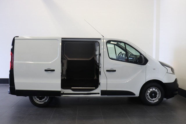 Renault Trafic 1.6 dCi 125PK 2x Schuifdeur EURO 6 - Airco - Navi - Cruise - € 11.900,- Excl.