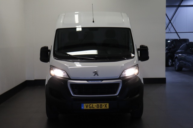 Peugeot Boxer 2.2 BlueHDi 120PK 2x Schuifdeur L2H2 EURO 6 - Airco - Navi - Cruise - € 14.499,- Excl.