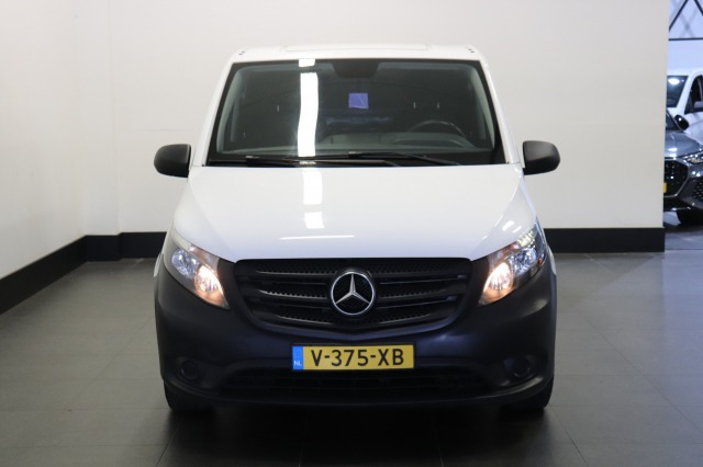 Mercedes-Benz Vito 111 CDI EURO 6 - Airco - Navi - Cruise - € 12.900,- Excl.