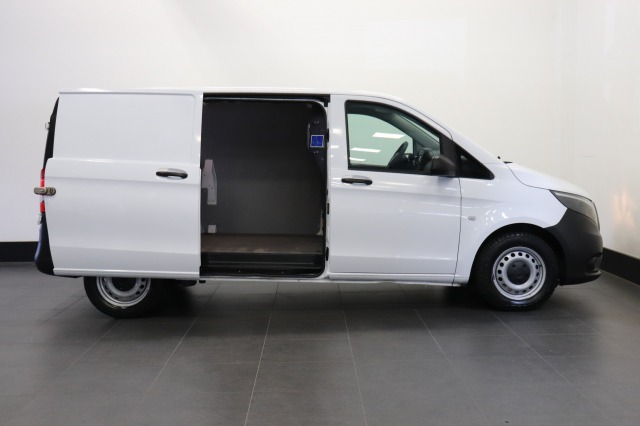 Mercedes-Benz Vito 111 CDI - EURO 6 - Airco - Navi - Cruise - € 12.499,- Excl