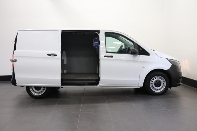 Mercedes-Benz Vito 111 CDI EURO 6 - Airco - Navi - Cruise - € 11.950,- Excl.