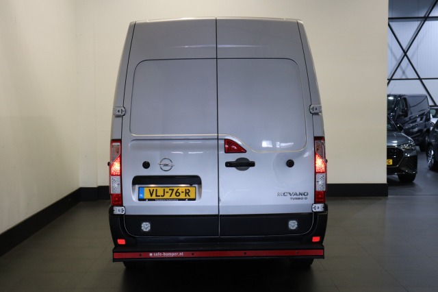 Opel Movano 2.3 Turbo 136PK L2H2 - EURO6 - AC/climate - Navi - Cruise - Camera - € 20.950,- Excl.