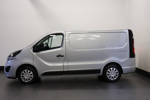 Opel Vivaro 1.6 CDTI 125PK EURO 6 - Airco - Navi - Cruise - € 9.950,- Excl.