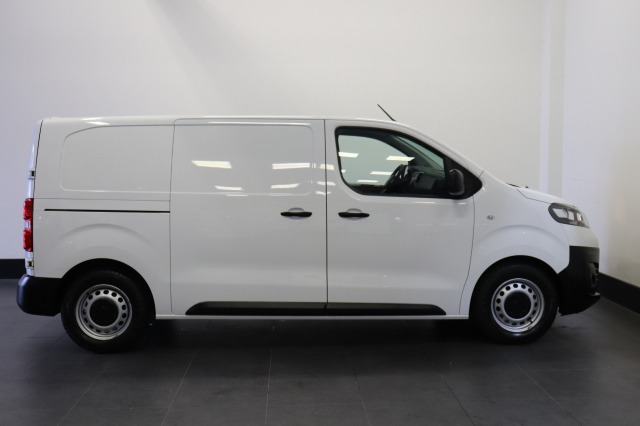 Fiat Scudo 1.5 MultiJet 120PK L2 EURO 6 - Airco - Cruise - PDC - € 17.900,- Excl.