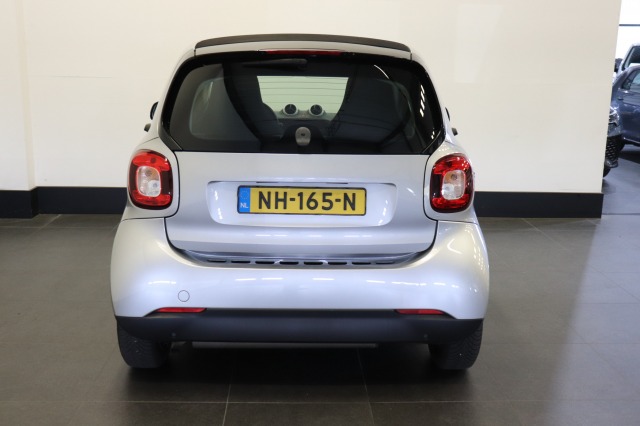 Smart Fortwo 1.0 Pure | Cruise | Elekt. Ramen | Start/Stop | € 4.950,-