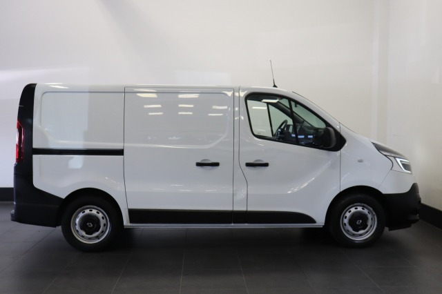 Renault Trafic 2.0 dCi 120PK - 2x Schuifdeur - EURO 6 - Airco - Cruise - PDC - € 13.950,- Excl.