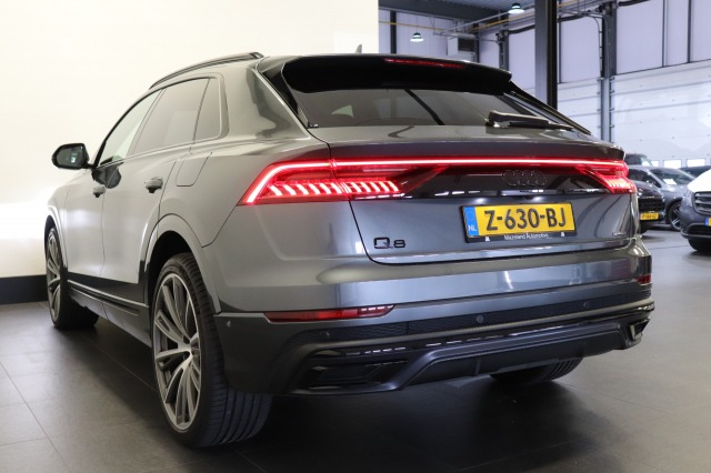 Audi Q8 60 TFSI e quattro Competition 462PK | PANO | 360 CAMERA | MATRIX LED | 23'' | € 68.950,- Incl. BTW