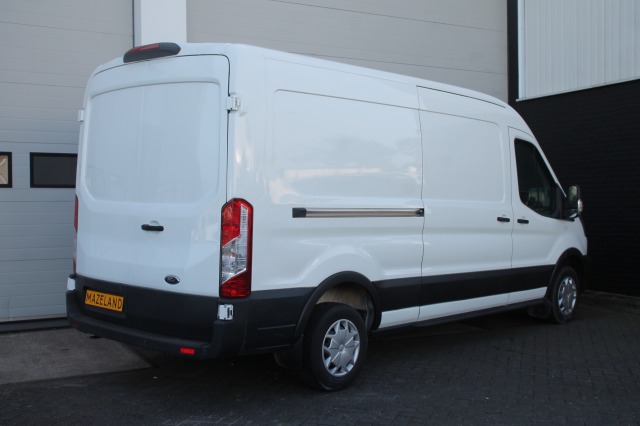 Ford Transit 2.0 TDCI L3H2 130PK EURO 6 - Airco - Cruise - PDC - € 17.950,- Excl.