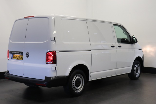 Volkswagen Transporter 2.0 TDI 150PK EURO 6 - Airco - Navi - Cruise - €16.900,- Excl.