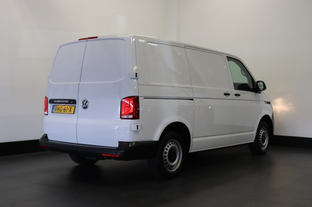 Volkswagen Transporter 2.0 TDI 150PK Automaat EURO 6 - Airco - Navi - Cruise - € 18.900 - Excl.