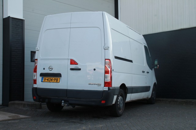 Opel Movano 2.3 CDTI 130PK L2H2 - EURO 6 - Airco - Navi - Cruise - € 13.950,- Excl.