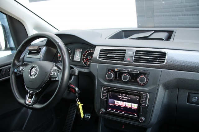 Volkswagen Caddy TDI R-Line EURO 6 - Airco - Cruise - Navi - € 9.900,- Excl.